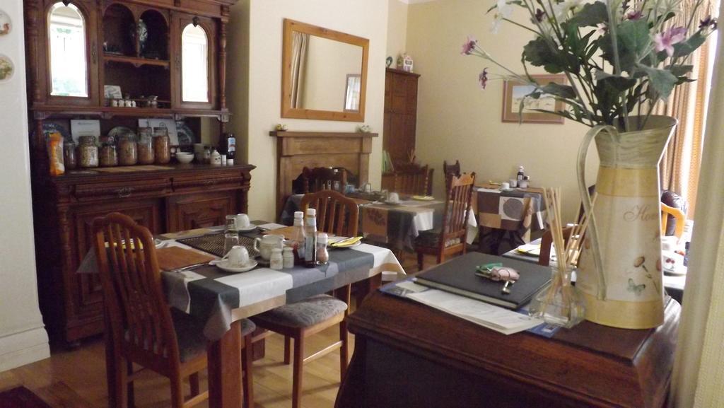 Cedar House B&B Matlock  Dış mekan fotoğraf