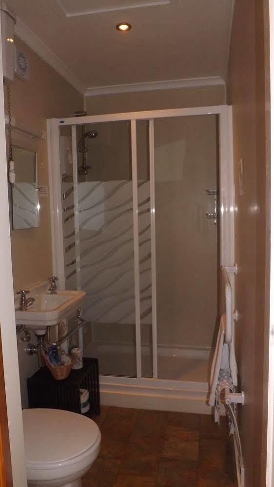 Cedar House B&B Matlock  Dış mekan fotoğraf